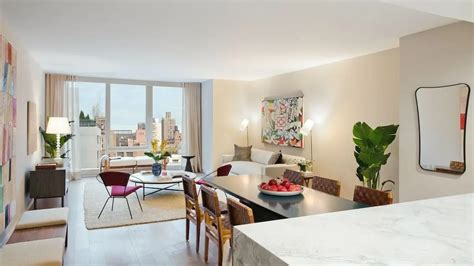The Alyn, 152 East 87th St. NYC .